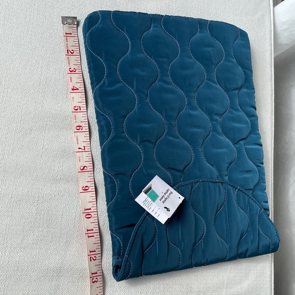 Flying Tiger padded tablet sleeve, 13 x 10 in, BNWT. In blue. - Picture 12 of 12